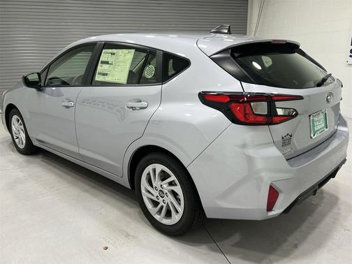 2025 Subaru Impreza Base