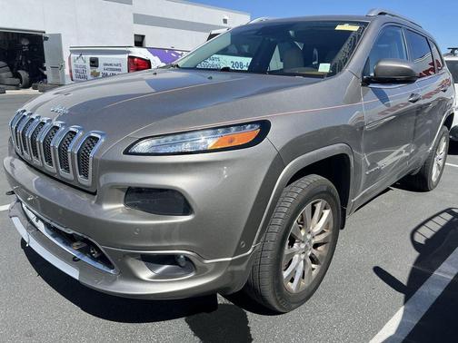 Light Brownstone Pearlcoat 2016 Jeep Cherokee Overland