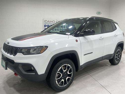 2024 Jeep Compass Trailhawk