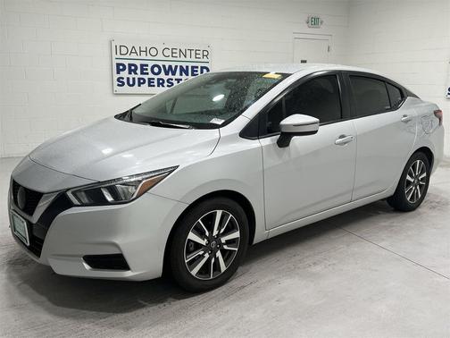 2021 Nissan Versa 1.6 SV