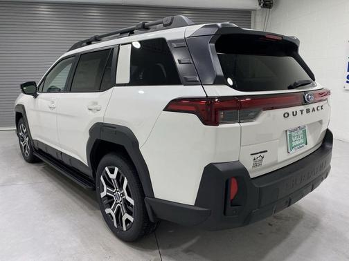 Crystal White Pearl 2026 Subaru Outback Touring XT