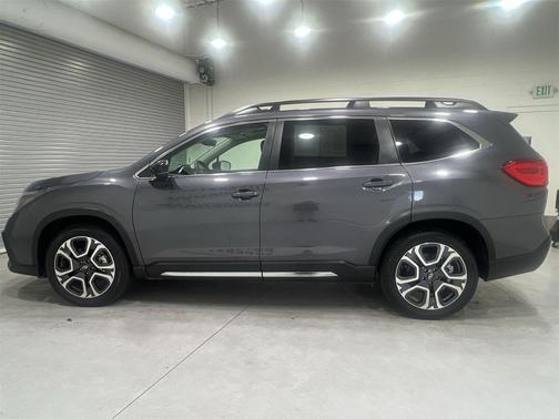 2024 Subaru Ascent Limited 8-Passenger