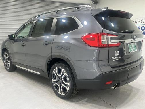 2024 Subaru Ascent Limited 8-Passenger