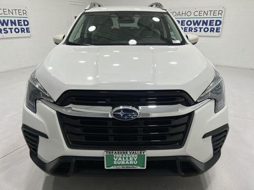 2025 Subaru Ascent Premium 8-Passenger