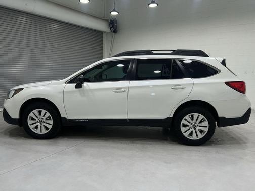 2019 Subaru Outback 2.5i