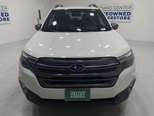 Crystal White Pearl 2026 Subaru Forester Premium