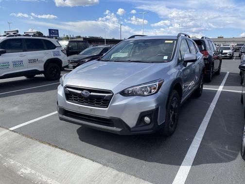 Ice Silver Metallic 2018 Subaru Crosstrek 2.0i Premium