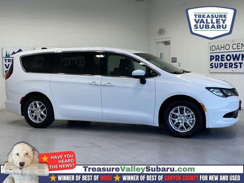 Bright White Clearcoat 2023 Chrysler Voyager LX