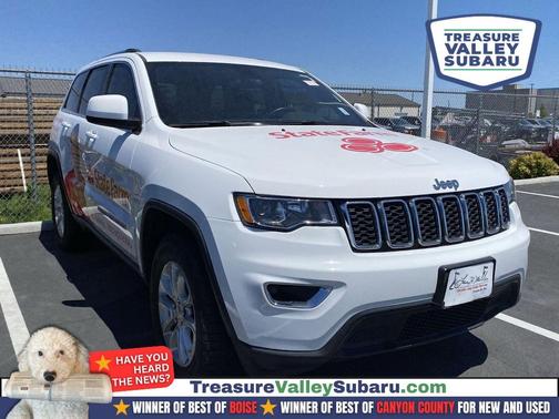 Bright White Clearcoat 2021 Jeep Grand Cherokee Laredo