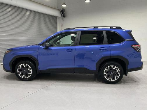 Daybreak Blue Pearl 2026 Subaru Forester Premium