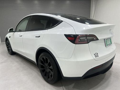 2020 Tesla Model Y Long Range Dual Motor All-Wheel Drive