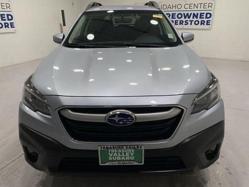 Ice Silver Metallic 2021 Subaru Outback Premium