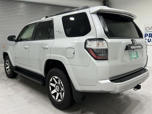 2024 Toyota 4Runner TRD Off Road