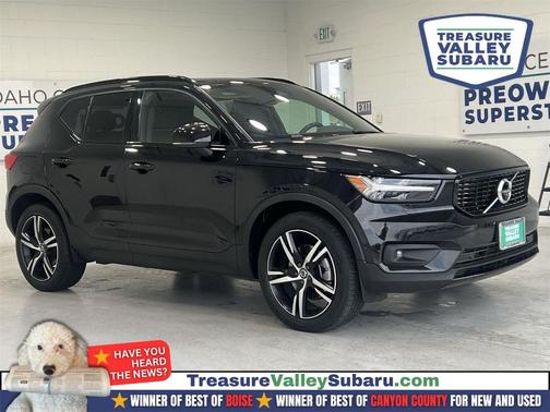 2021 Volvo XC40 T5 R-Design