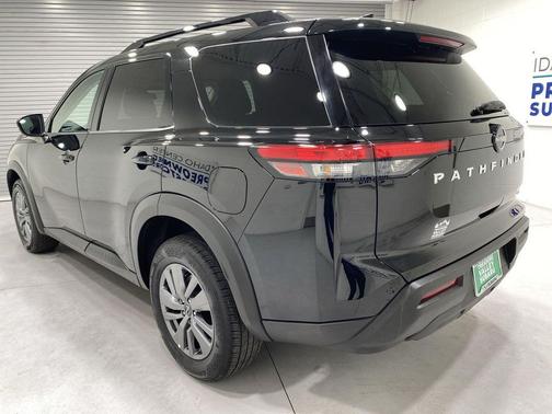 Super Black 2025 Nissan Pathfinder SV 4WD