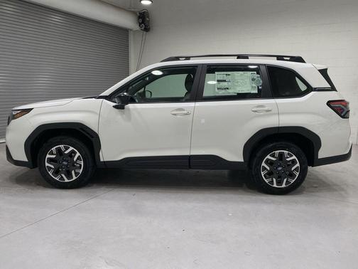 Crystal White Pearl 2026 Subaru Forester Base