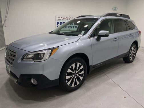 Ice Silver Metallic 2017 Subaru Outback 2.5i Limited