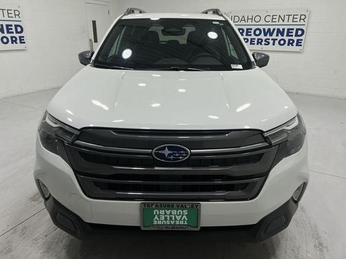 Crystal White Pearl 2026 Subaru Forester Premium