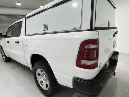Bright White Clearcoat 2022 RAM 1500 Tradesman