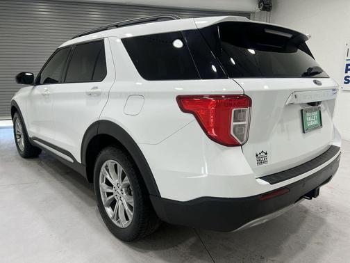 OXFORD WHITE 2020 Ford Explorer XLT
