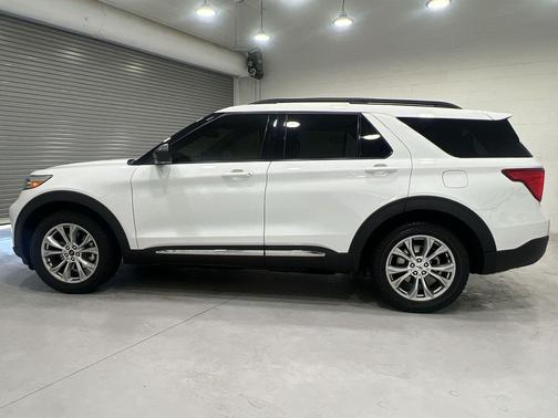 OXFORD WHITE 2020 Ford Explorer XLT