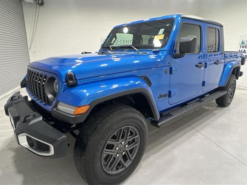 2024 Jeep Gladiator Sport S