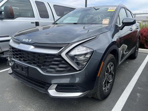 Black 2024 Kia Sportage LX