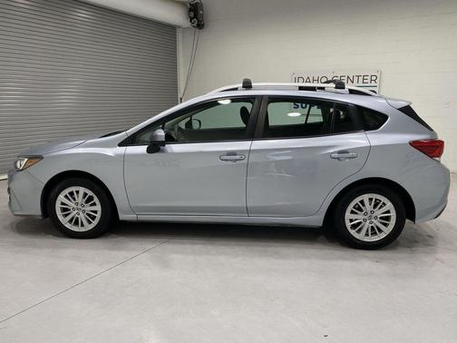 2018 Subaru Impreza 2.0i Premium