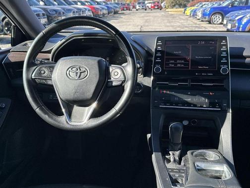 2019 Toyota Avalon XLE