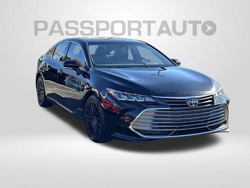 2019 Toyota Avalon XLE