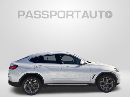 2023 BMW X4 xDrive30i