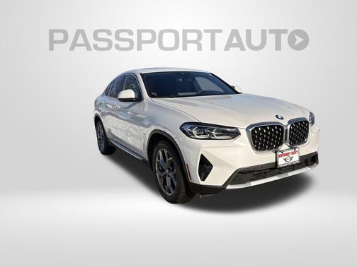 2023 BMW X4 xDrive30i
