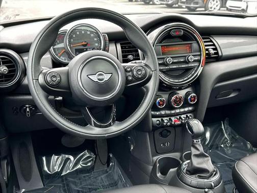 2016 MINI Hardtop Cooper