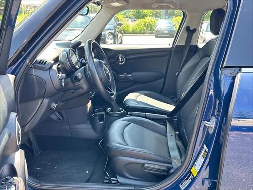 2016 MINI Hardtop Cooper