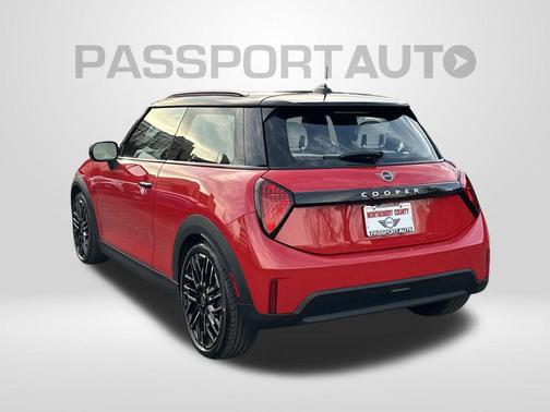 2025 MINI Hardtop Cooper