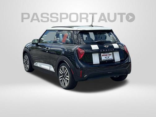 Midnight Black II Metallic 2026 MINI Hardtop Cooper