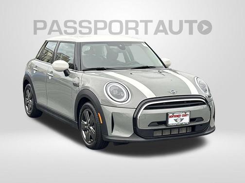 2022 MINI Hardtop Cooper