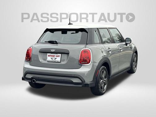 2022 MINI Hardtop Cooper