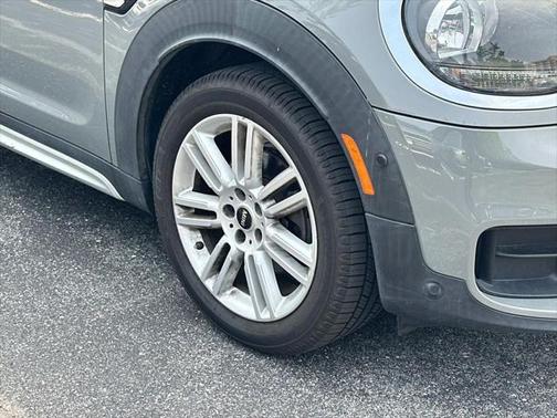 2017 MINI Countryman Cooper
