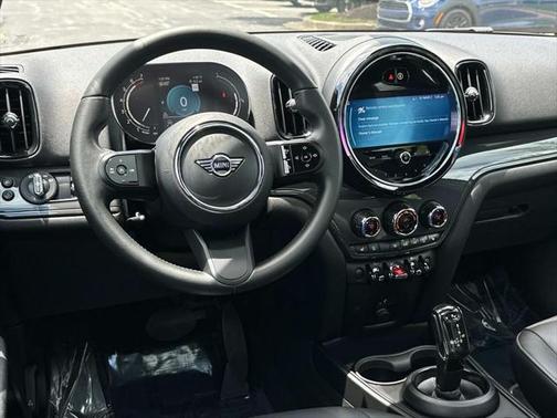 2022 MINI Countryman Oxford Edition