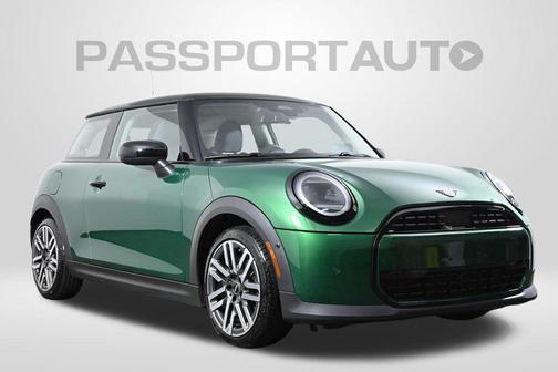 British Racing Green IV Metallic 2025 MINI Hardtop Cooper