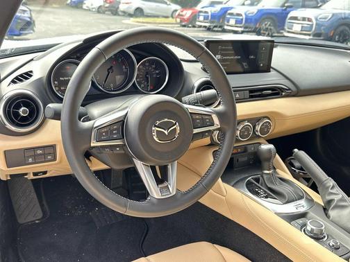 2025 Mazda MX-5 Miata Grand Touring