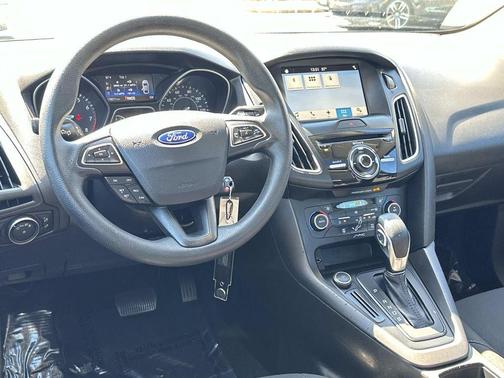 2017 Ford Focus SEL