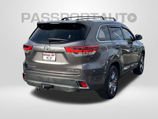 2019 Toyota Highlander Limited Platinum