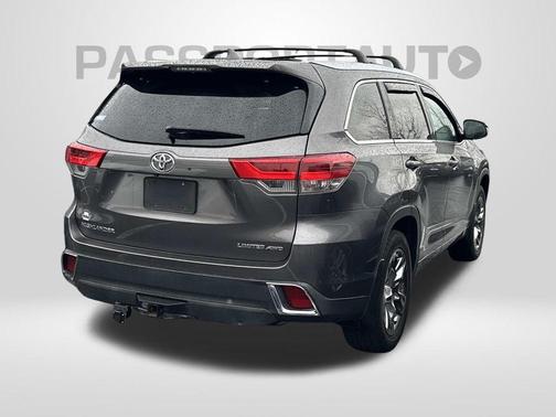2019 Toyota Highlander Limited Platinum