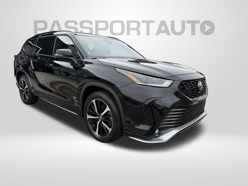 2022 Toyota Highlander XSE