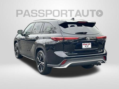 2022 Toyota Highlander XSE