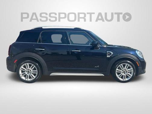 MINI Yours Enigmatic Black Metallic 2024 MINI Countryman Cooper S ALL4