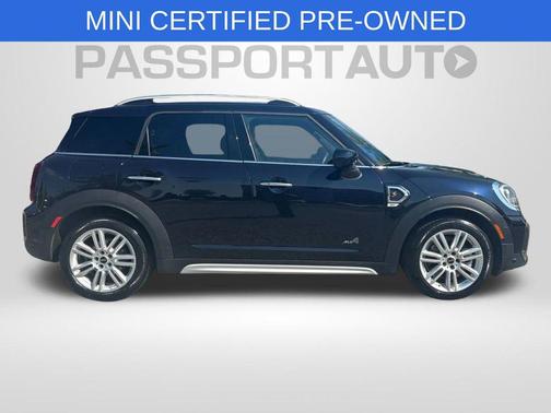 MINI Yours Enigmatic Black Metallic 2024 MINI Countryman Cooper S ALL4