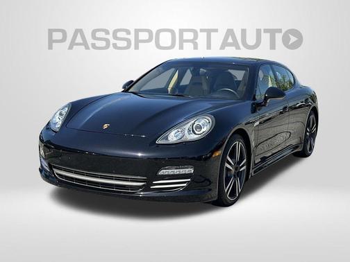 2013 Porsche Panamera 4 Platinum Edition